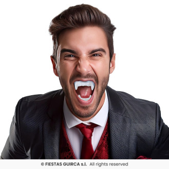 Fiestas Guirca Upíří zuby